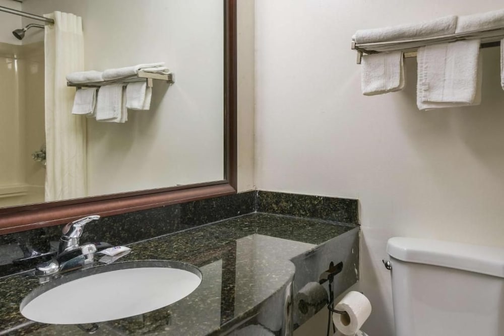 Motel6 Tinton Falls, NJ - Neptune 34/38