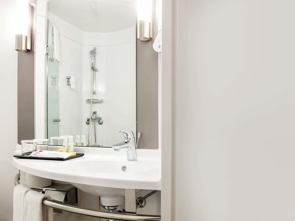 Ibis Ambassador Seoul Myeongdong 63/66
