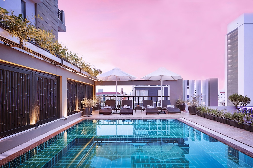 KING GRAND BOUTIQUE HOTEL 3/73