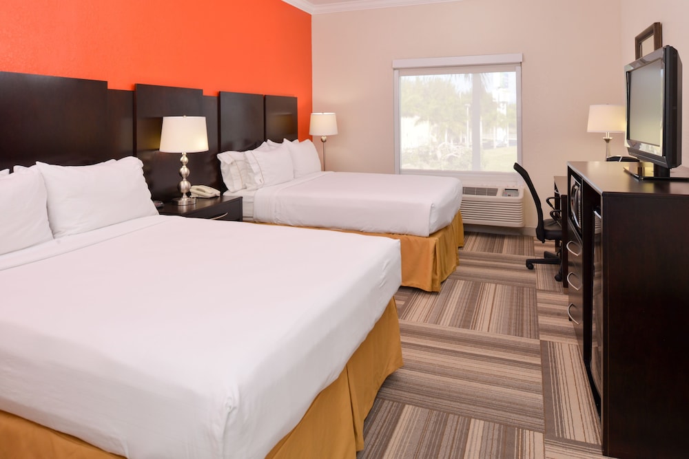Holiday Inn Express Hotel And Suites Florida City Gateway To Keys 19/70