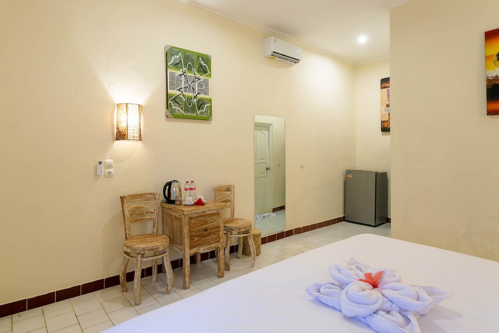 Utama Villas Beach Front Candidasa 17/38