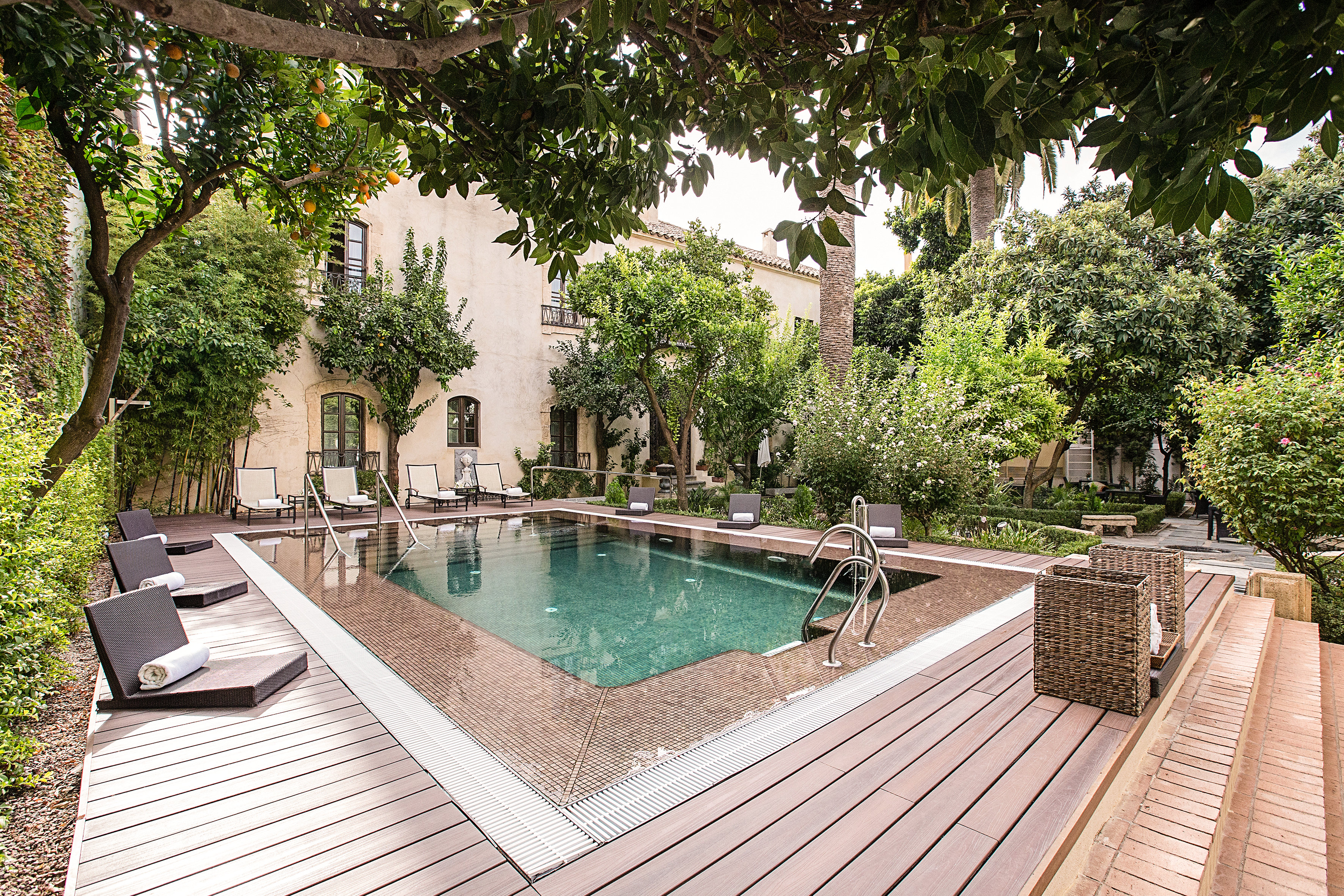 Hospes Palacio del Bailio 75/81