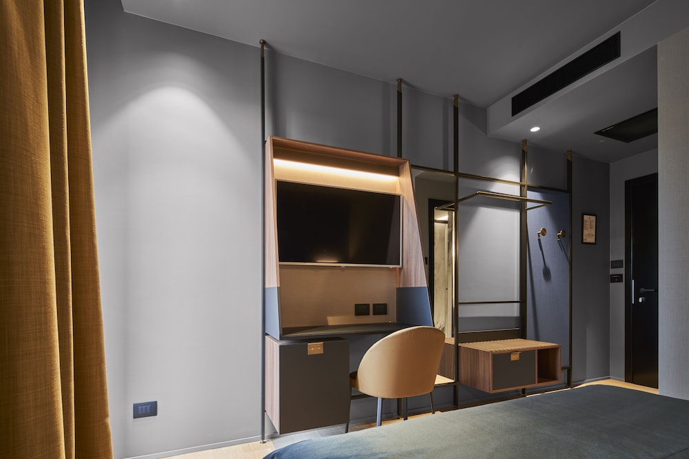 My One Hotel Executive 49/51