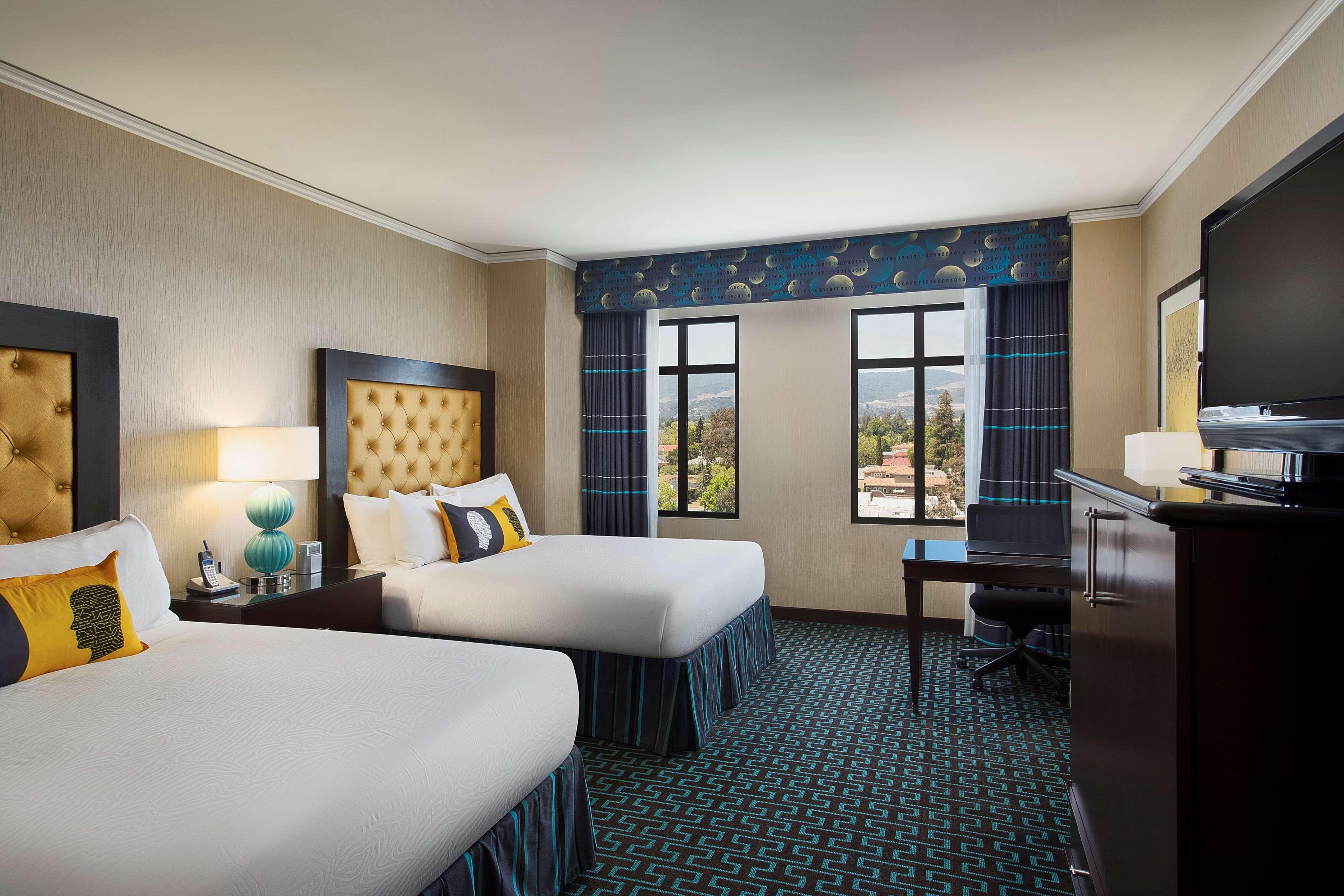 Room, 2 Queen Beds