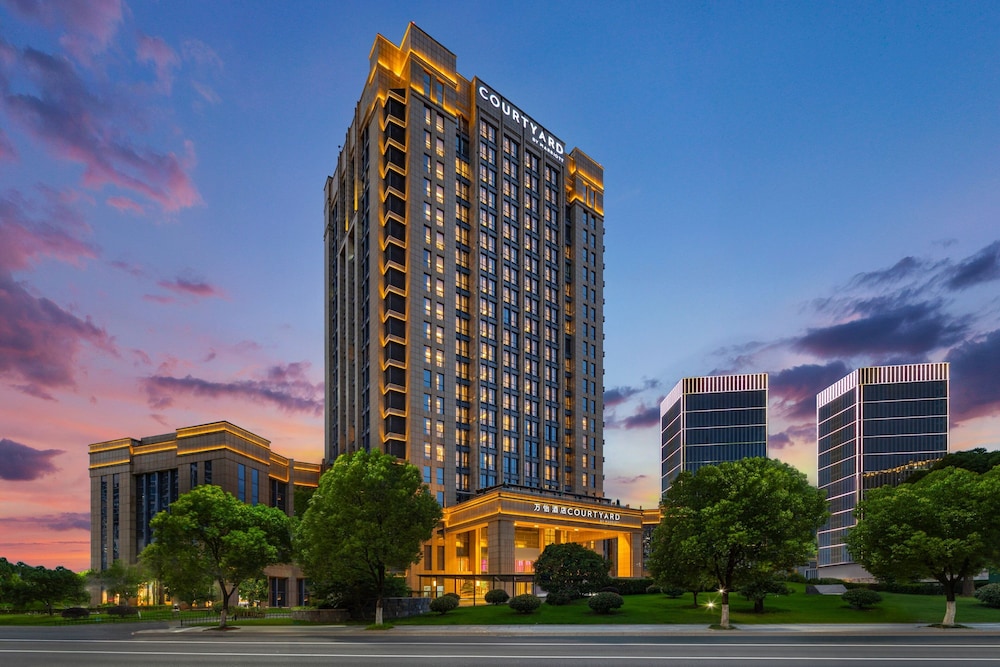 Courtyard by Marriott Hangzhou Xiaoshan 2/49