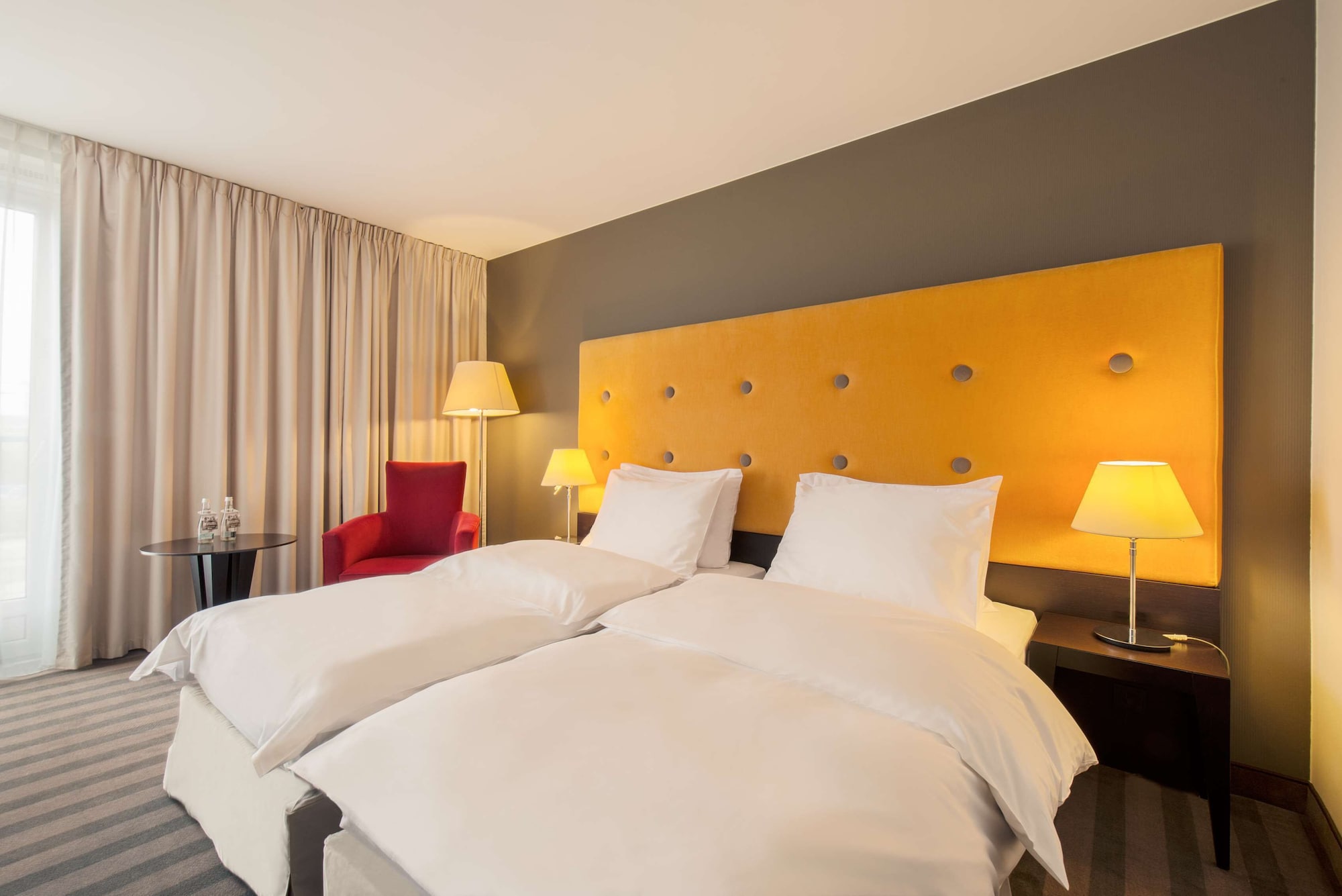 غرفة سوبيريور بسريرين منفصلين، Radisson Blu Sobieski Hotel 2/10