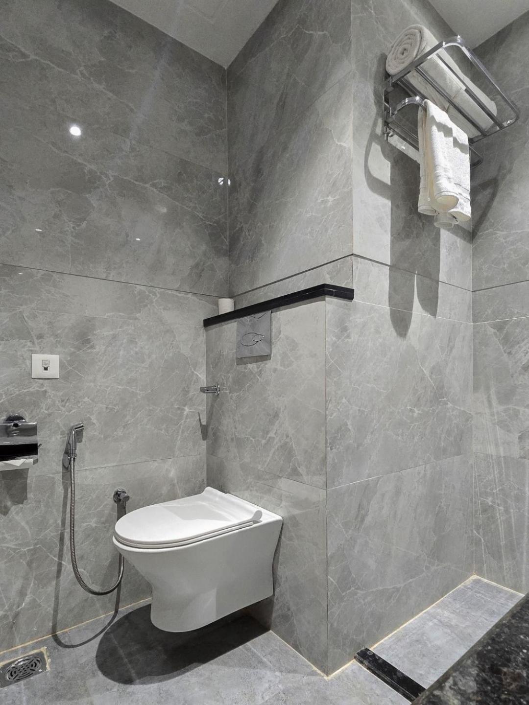 Clarks Inn Suites Agra 51/52