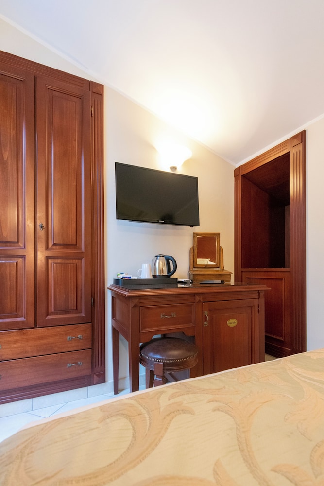 Hotel Villa Tiziana 15/50