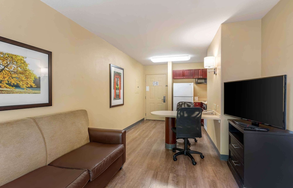 Extended Stay America Portland - Hillsboro 32/50