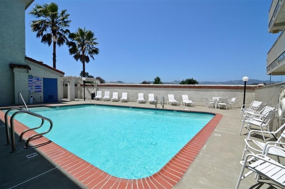 Motel6 Fairfield, CA - Napa Valley 34/40