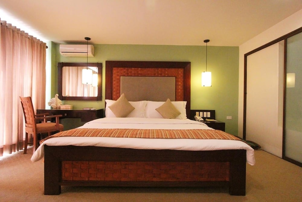 Coron Gateway Hotel Suites 9/50