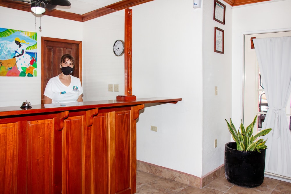 Mayan Princess Hotel 9/50
