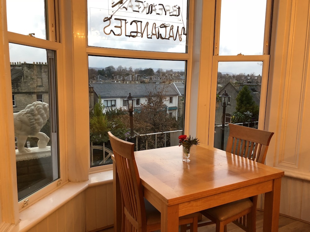 Castle Walk Bed & Breakfast 33/47