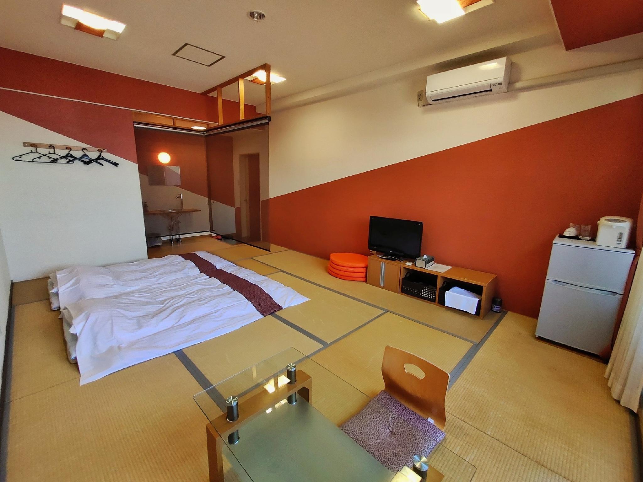 Japanese, Outdoor Bath, Smoking Type Not Guaranteed