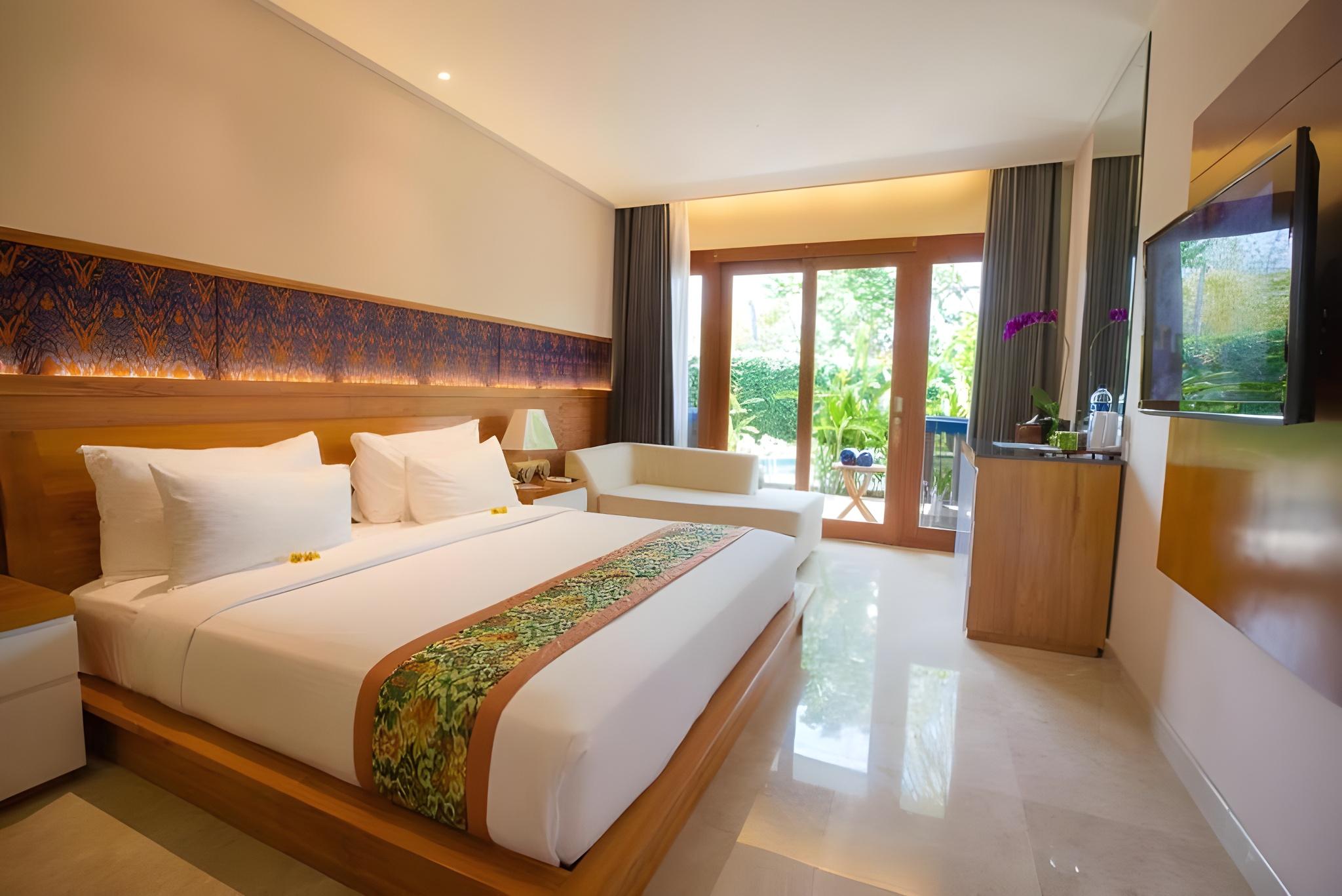 Wana, King Bed, Pool Access