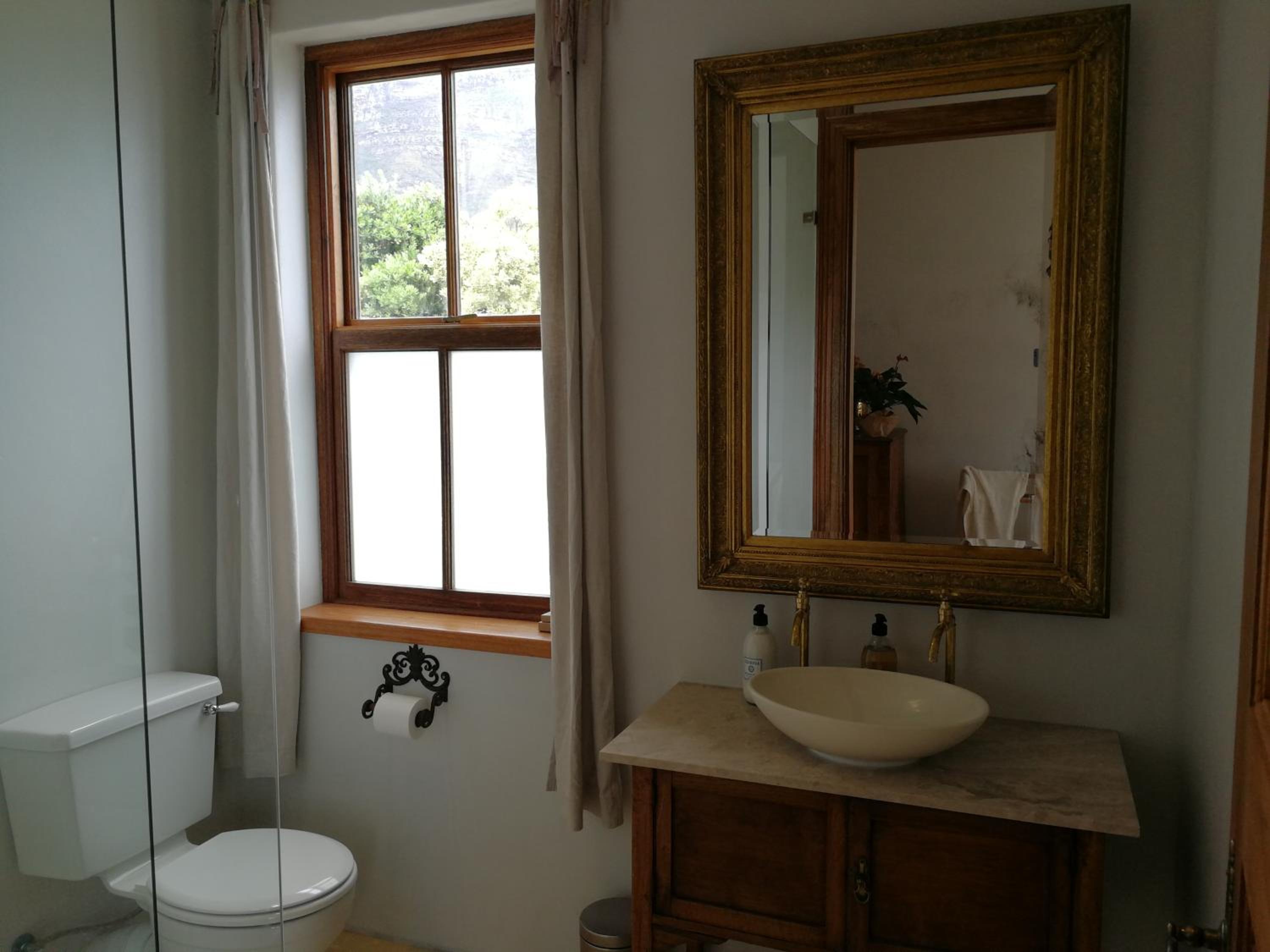 Bakovenbay Luxury Suites 18/19