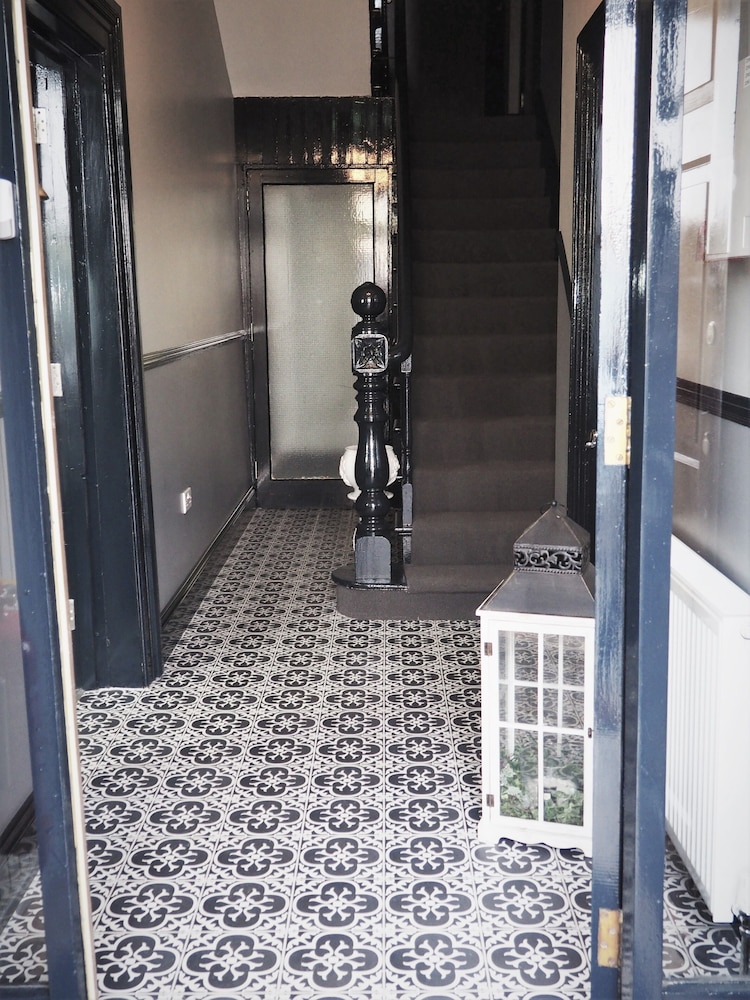 Seaview House 10/18