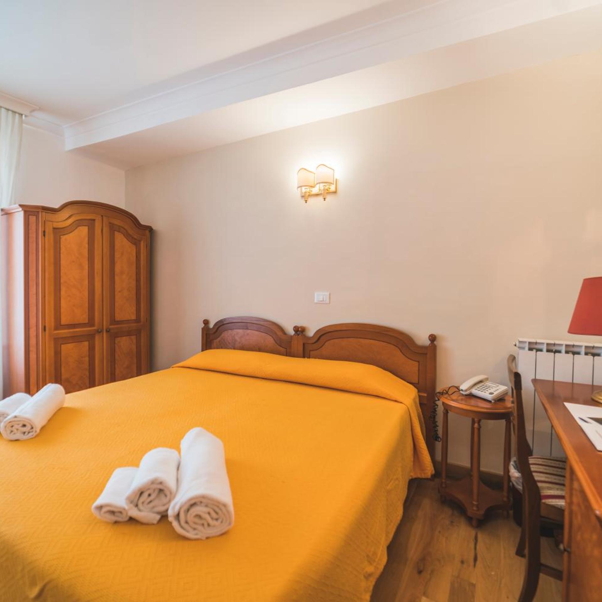 Classic Double Room
