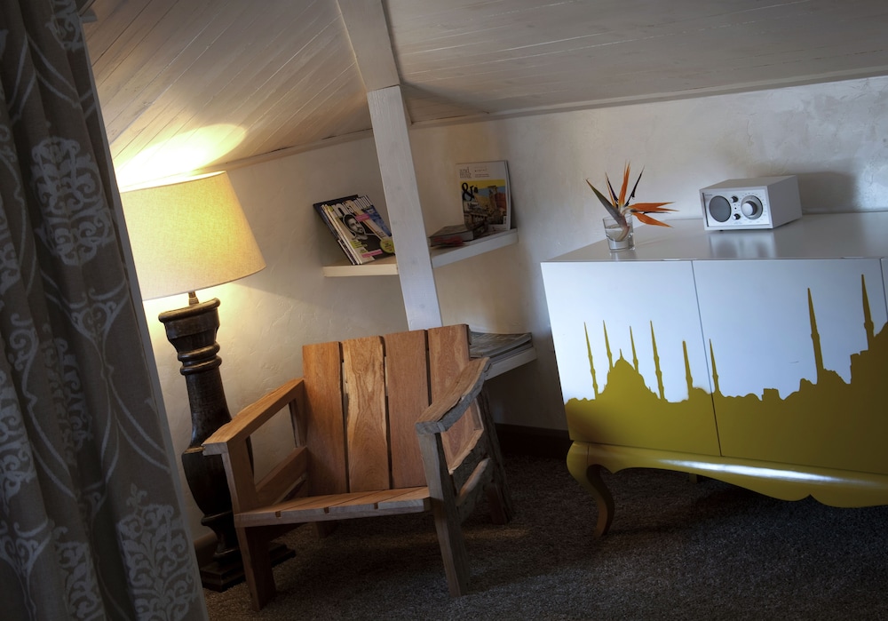 Hypnos Design Hotel 38/50