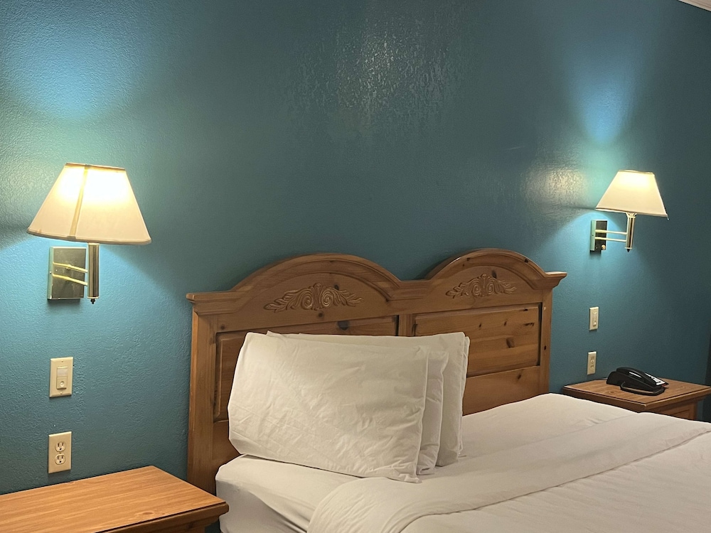 Motel6 Portland, IN 15/23