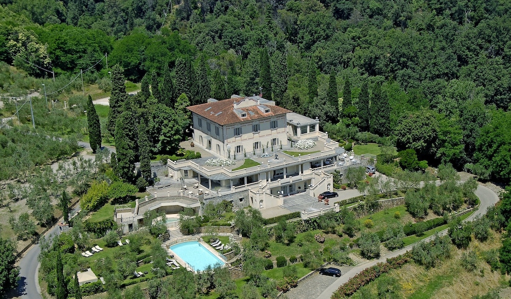VILLA LA BORGHETTA RESORT 37/46