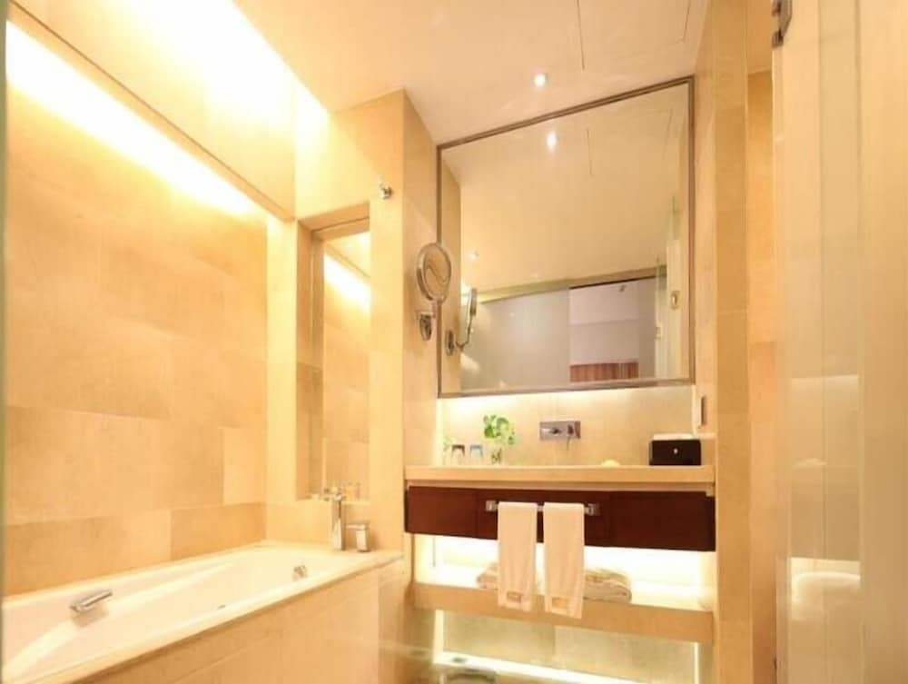 Rsun Hotel 48/50