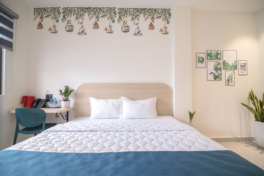 Bin Bin Hotel 16 - Near Bui Vien Walking Street 31/50