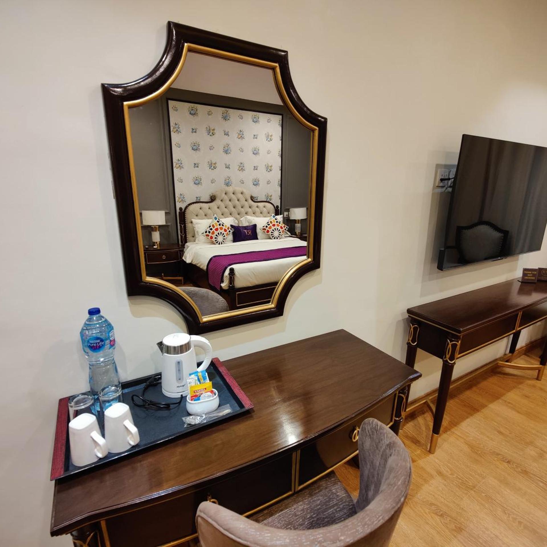 RT Grace Royal Taj Hotel Sukkur 42/58