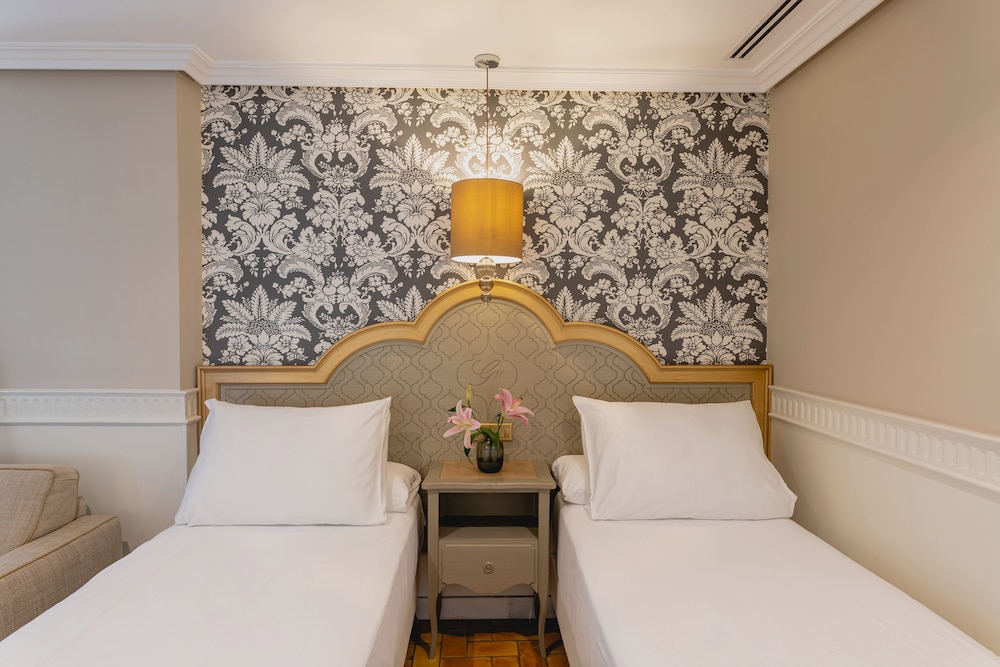 Hotel Gravina 51 20/59