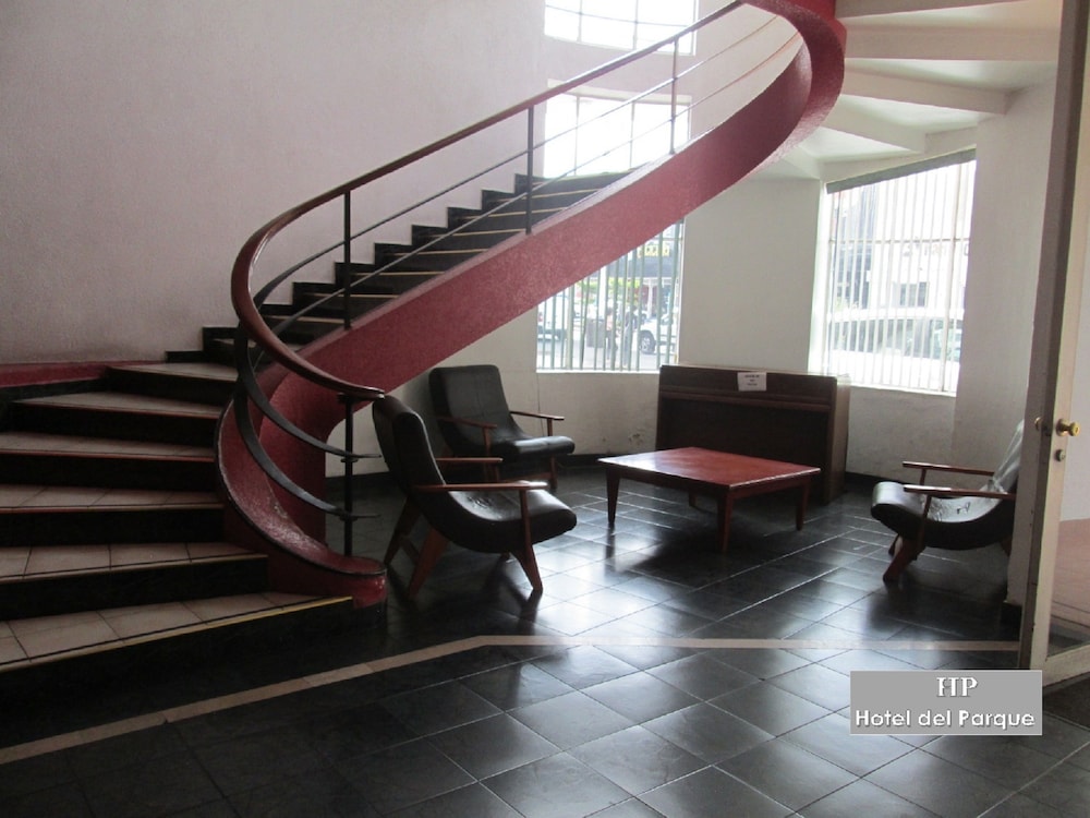 Capital O Hotel Del Parque Guadalajara 68/89
