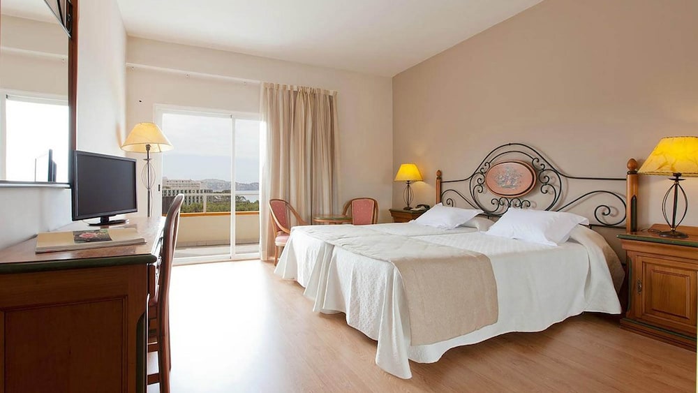 Mar Hotels Paguera and Spa 31/70