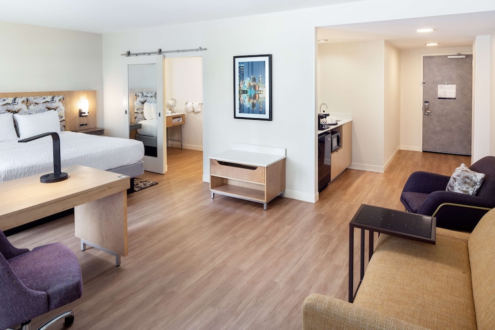 Hampton Inn Suites By Hilton Miami Brickell Downtown 39/65