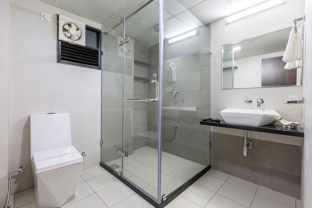 Hotel Prominent Coporate Residency 25/27