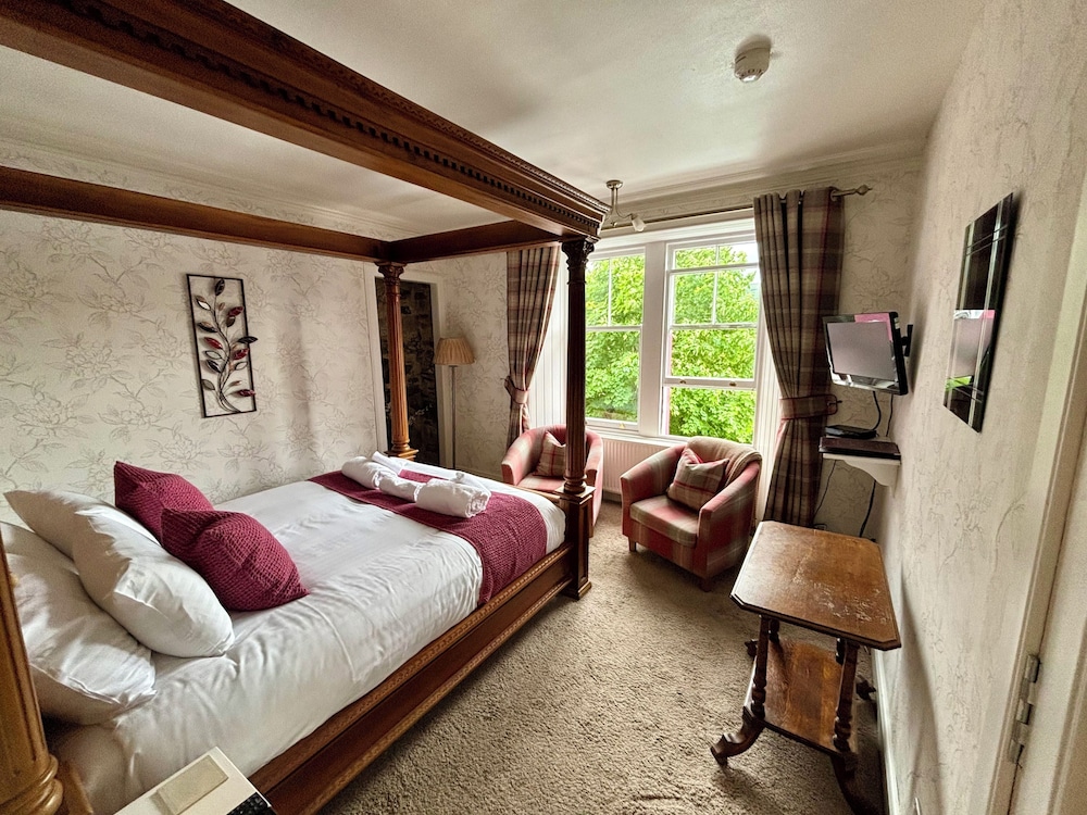 Carra Beag Guest House 12/50