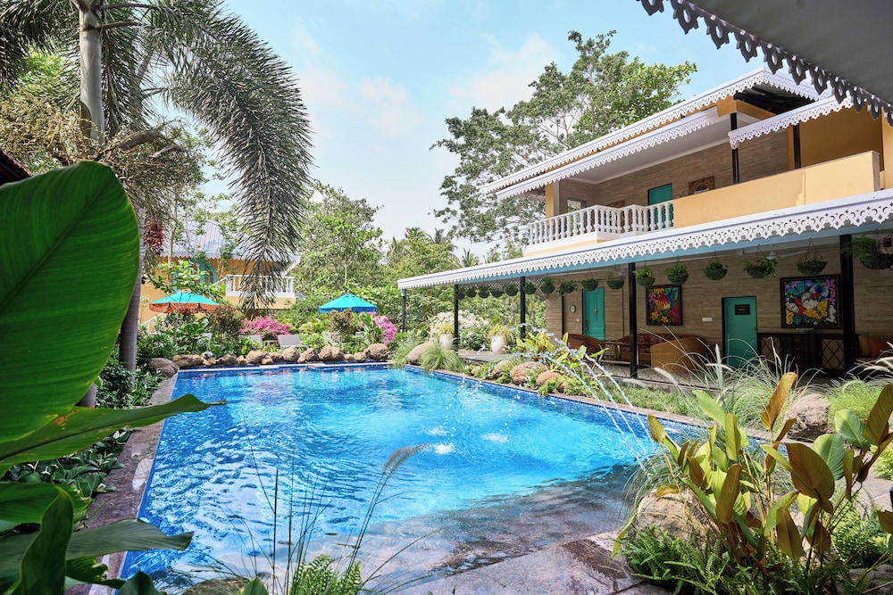 Mayfair Manor Alibag 7/39