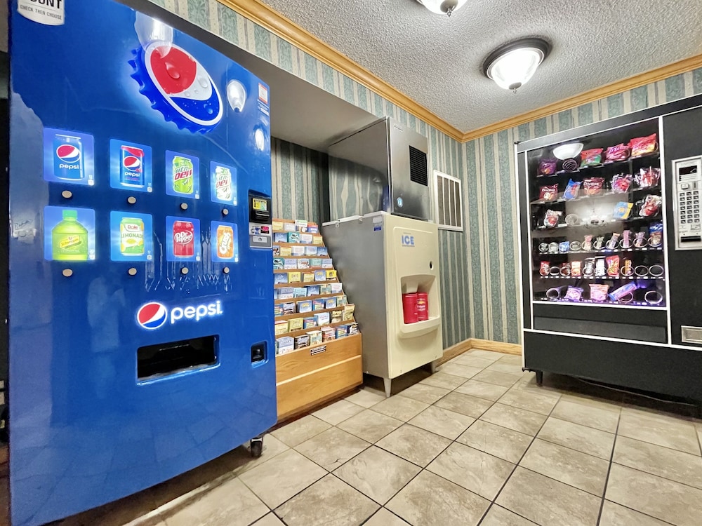 FairBridge Inn & Suites Fort Wayne 48/52