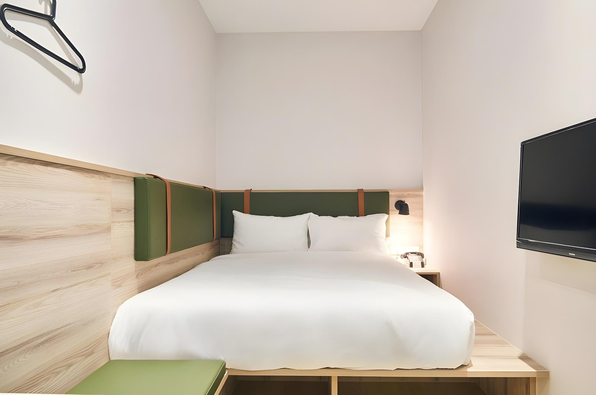 Economy, Double Bed, No Window
