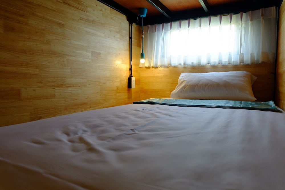 Sleep Owl Hostel 5/37