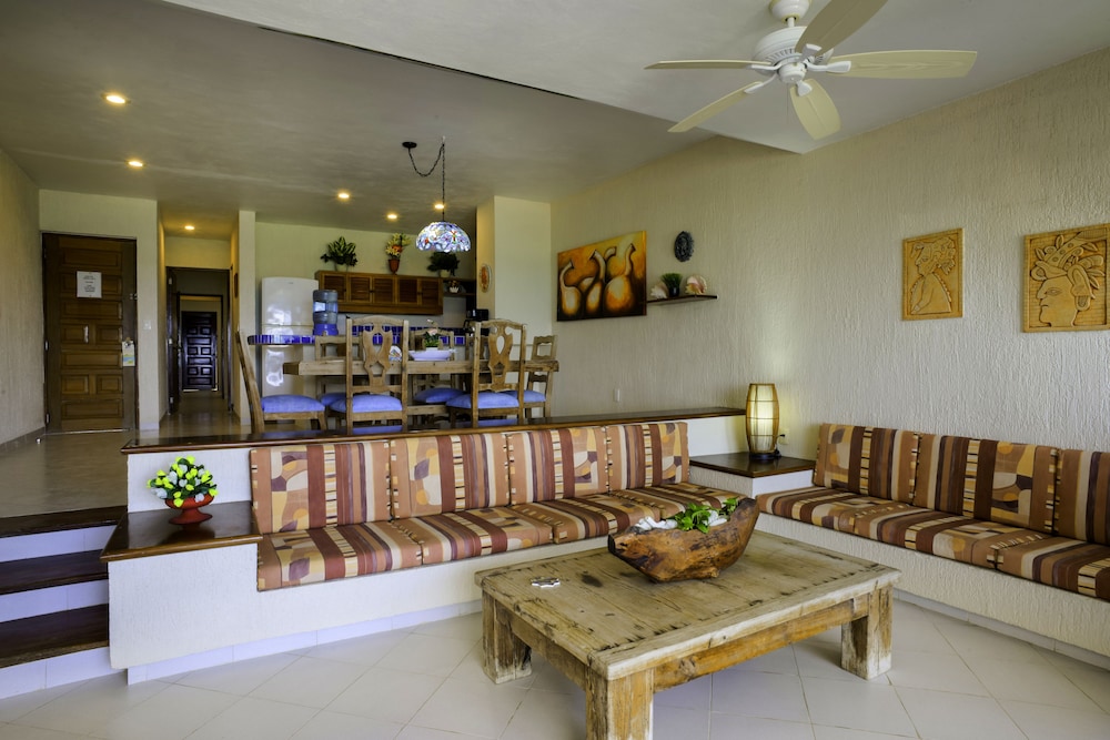 Villas De Rosa Beach Resort 26/68