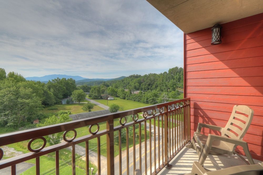 Country Cascades Waterpark Resort 28/68