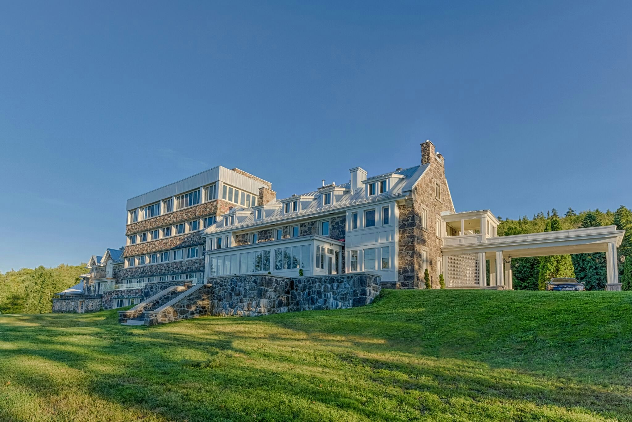 Stonehaven Le Manoir 45/50