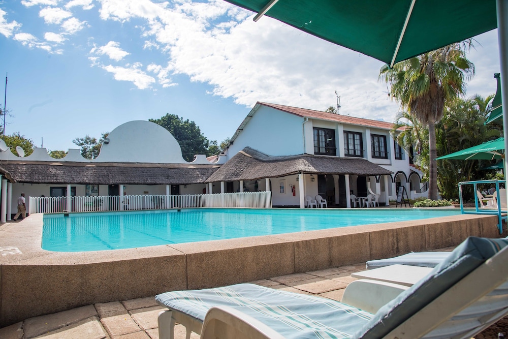 Livingstonia Beach in Senga