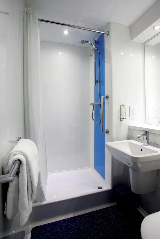 Travelodge Inverness Fairways 29/36