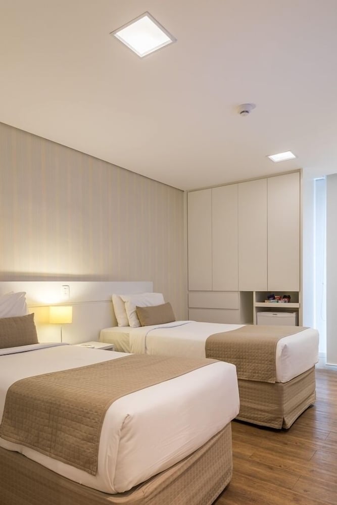 STANDARD, TWIN BEDS