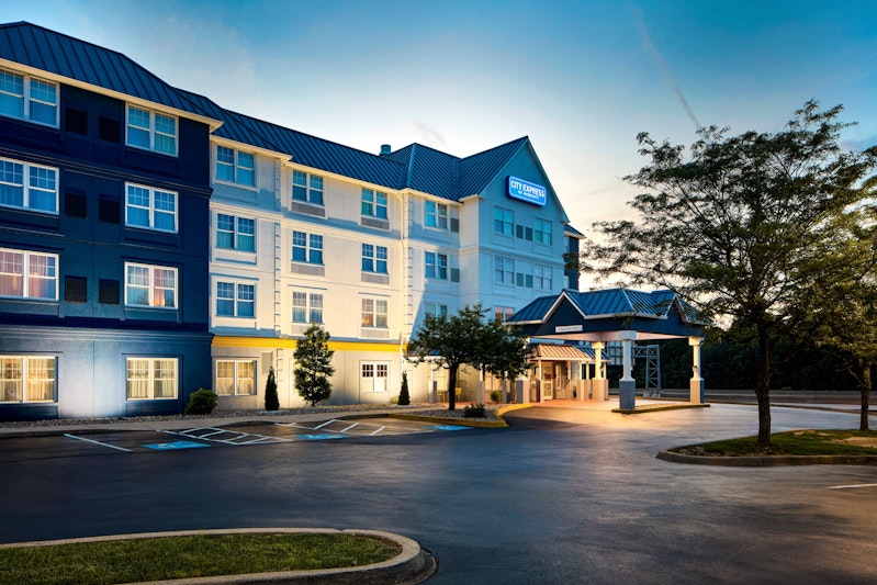City Express by Marriott Louisville Southeast 25/25