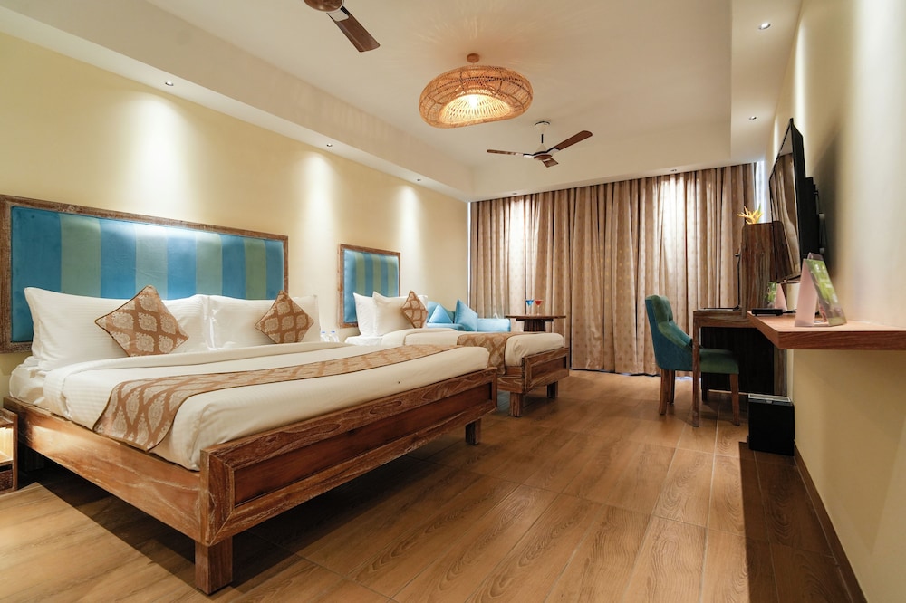 MGM Beach Resorts (15Kms before Mahabalipuram) 21/54