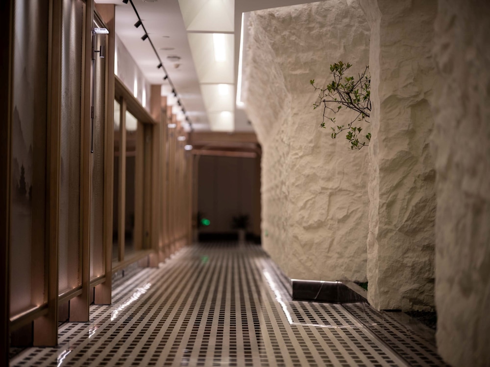 Holiday Inn Guilin Qixing By IHG، Guilin 22/50