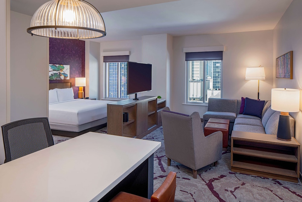 Hyatt House Tampa Downtown 36/63