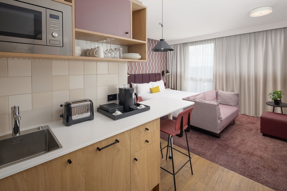 Hyatt House Paris Charles de Gaulle Airport 13/33