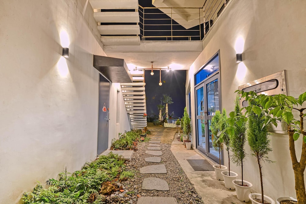 Seogwipo Dawa Pool Villa Pension 5/50
